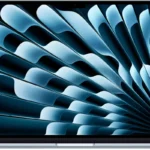 Apple MacBook Air 15″ M5 Sky Blue вид спереди