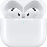 Apple AirPods 5 с шумоподавлением в зарядном кейсе